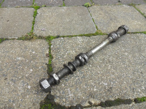 Malaguti rear spindle - -, axle
