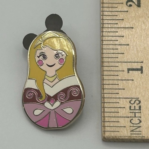 Disney pin trading matryoshka - pin,