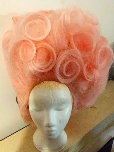 Pink curly massive - pink,
