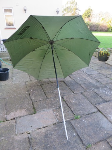 Fishing umbrella pre owned - umbrella,