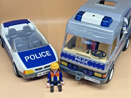 Playmobil police bundle 4023 - police,