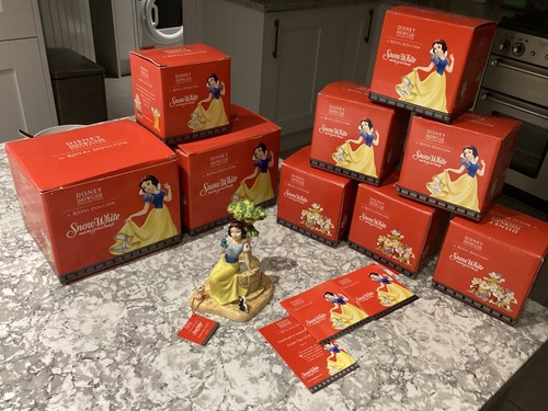 Disney showcase collection - disney,
