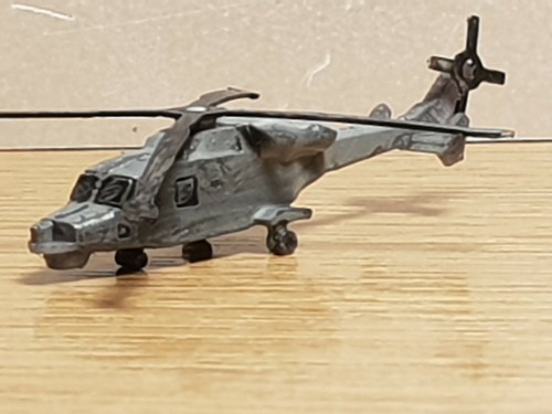 1/350 model wildcat helicopter