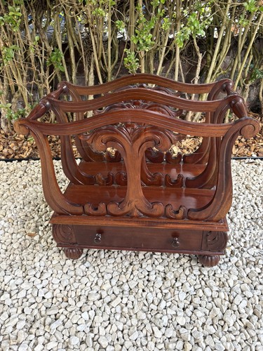 Stunning vintage carved solid - stunning,