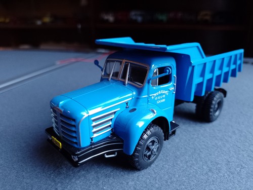 Ixo berliet glm 15 dump - 1/43,