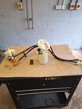 MERCEDES C180 KOMPRESSOR SPORT 1.8 PETROL COUPE FUEL PUMP SET