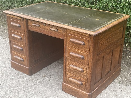 Large arts and crafts - arts,