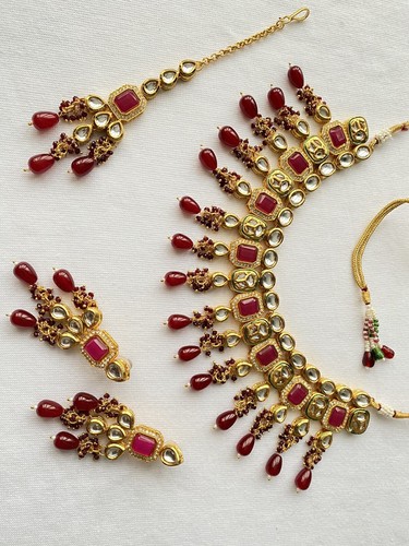 Indian amreli kundan - red, pearl