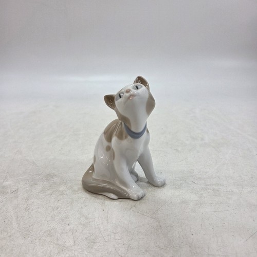 Vintage nao lladro - by,
