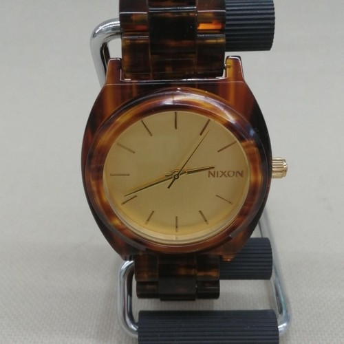 Nixon quartz watch more - quartz,