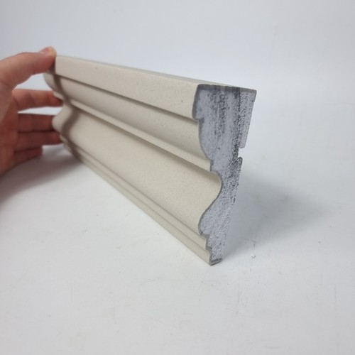 Exterior coving window - window, cornice