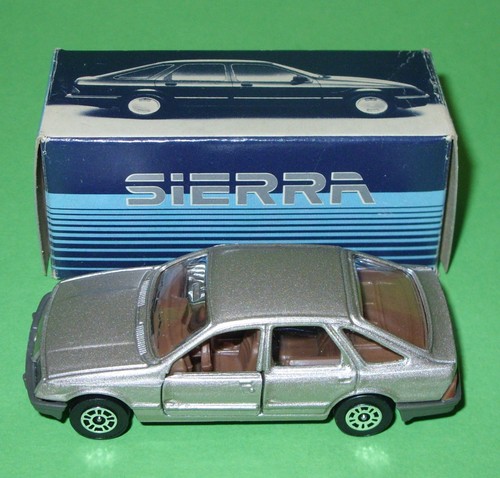 Corgi juniors ford sierra - /,