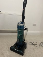 Hoover TH31BO02 Breeze Evo Pets Bagless Upright Vacuum - Black/Turquoise