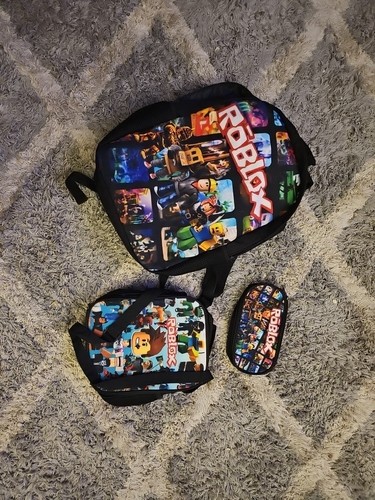 Roblox three piece set - three,