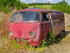 Photo 12x8 Disused campervan An old Volkswagen campervan near Strathallan  c2011