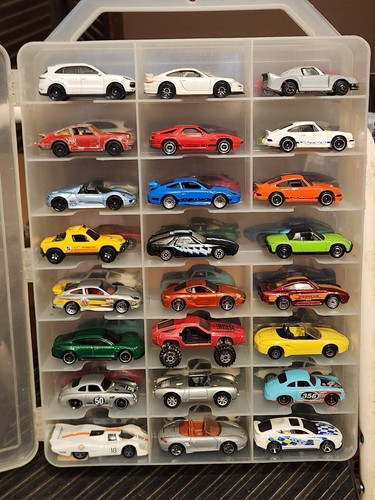 Hot wheels matchbox - hot, wheels/matchbox