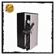 Scream 7 Ghostface Door