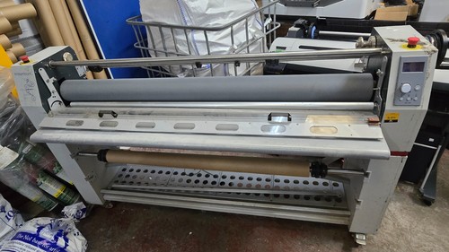 Vivid easymount 1600 - vivid, wide