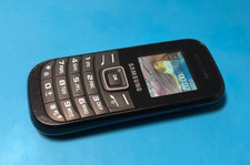 Samsung GT-E1200 Mobile Phone