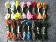 Small Bundle of Anchor Tapestry Wool - assorted colours - Lot 2