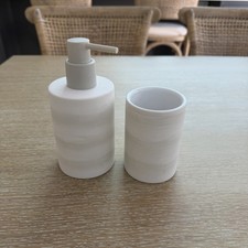 H&M Home Matte Ceramic