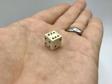 WW2 MI9 ISSUE ESCAPE DICE