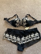 Ladies Bra And French Knickers