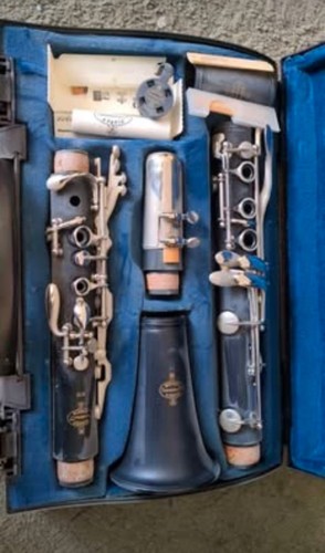 Clarinet musical instrument - clarinet,