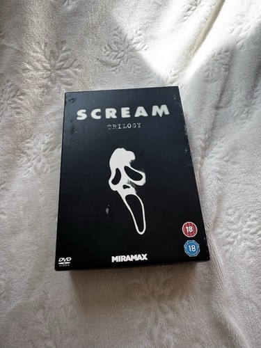 Scream trilogy dvd box set - trilogy,