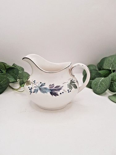 Vintage royal doulton - royal,