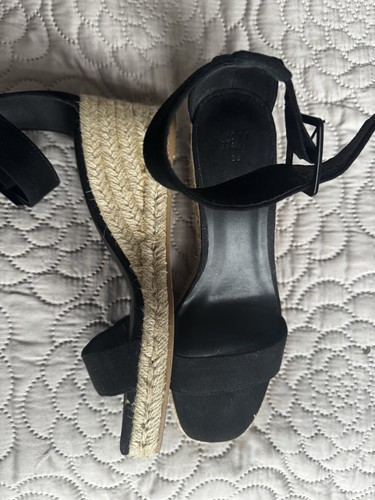 Black pair of - m,
