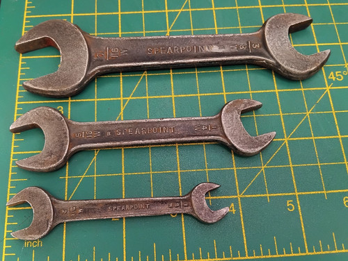 Vintage spearpoint - x,