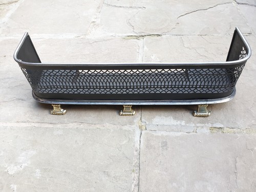 Victorian fire fender - fire,