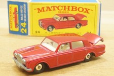 Scale 1:67 Matchbox 24 Rolls-Royce Silver Shadow in red Matchbox Lesney RARE