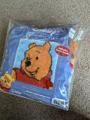 Anchor disney winnie the - anchor,