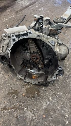 Golf jyg gearbox - 6, speed