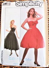 1980s Vintage Simplicity