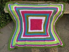 HANDMADE RETRO STYLE CROCHET KNITTED THROW ~ SHABBY CHIC CAMPING CARAVAN