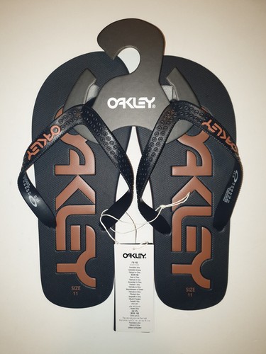 Oakley college flip flop - oakley,
