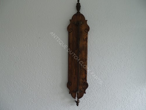 Exceptional antique look - look, back