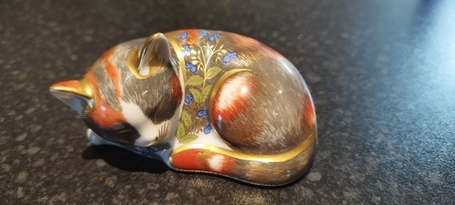 Royal crown derby catnip - crown,