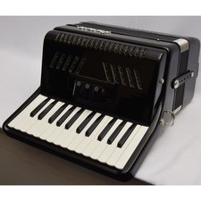Startone Piano Accordion 48