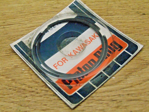Replacement piston rings - piston, for
