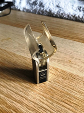 AKG  VINTAGE MICROPHONE CLIP