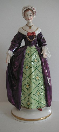 Sitzendorf porcelain figurine - porcelain,