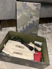 Valentino Garavani Empty Shoe