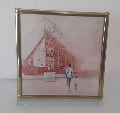 Leeds united elland road glass - road,
