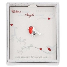 Equilibrium Robins Appear