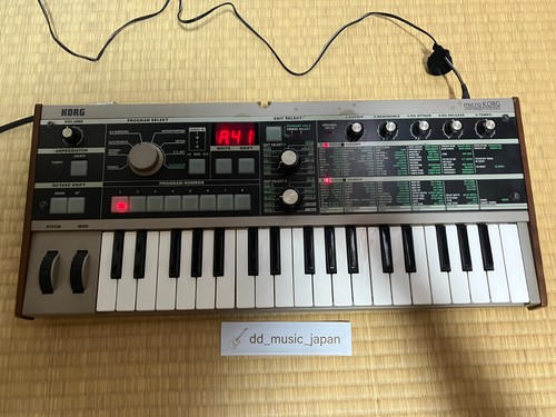 Korg microkorg synthesizer - microkorg,