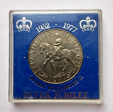 1977 Elizabeth II Commemorative SILVER JUBILEE CROWN in Case - UNC